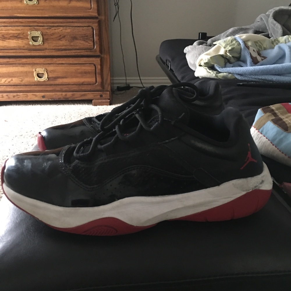 Old Jordan 11s lows